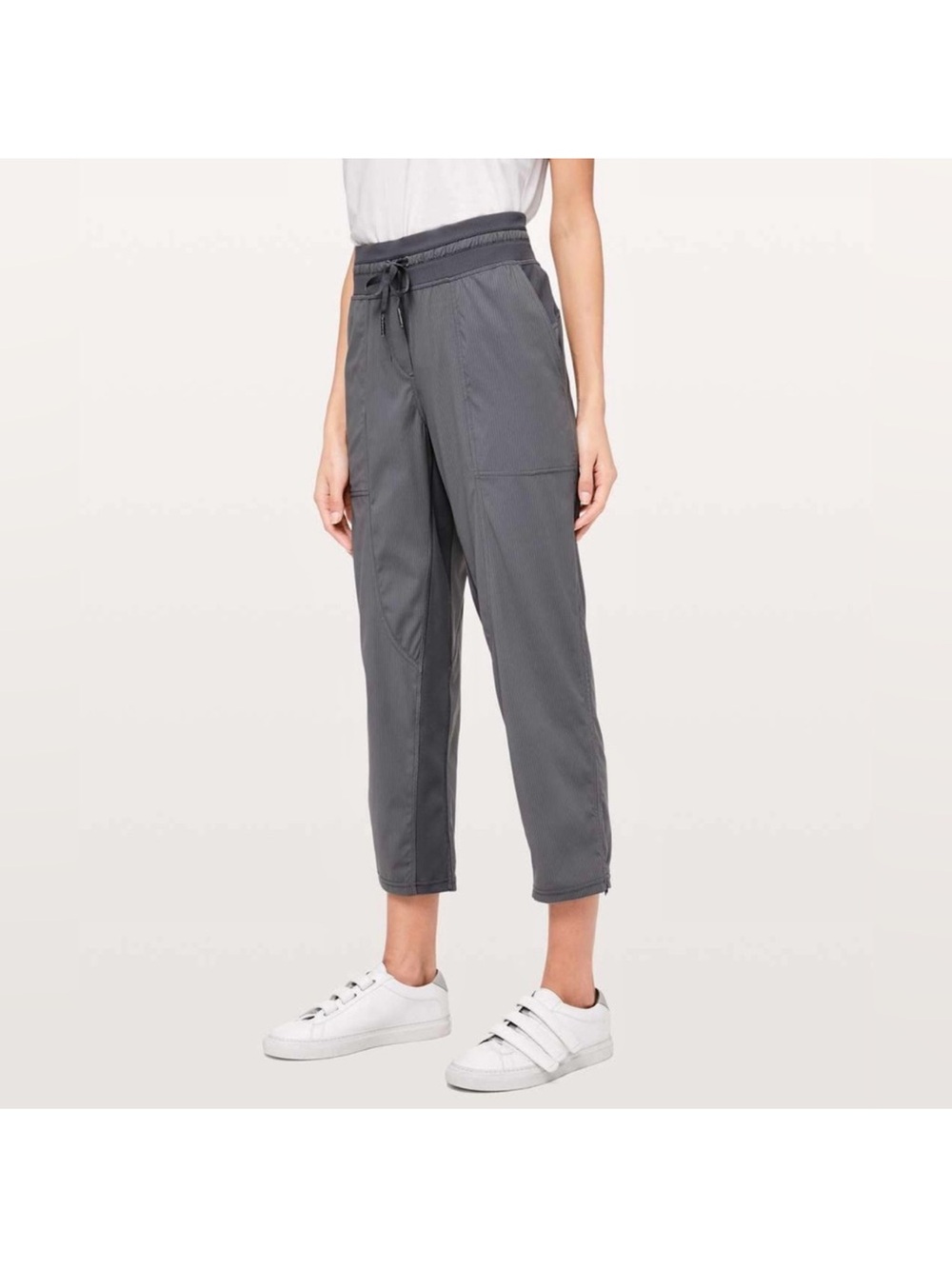 Lululemon Dance Studio Crop *25" Titanium Gray Pants Size 4